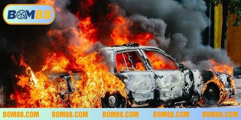Giấc mơ liên quan đến tai nạn xe cộ thường phản ánh trạng thái tâm lý con người